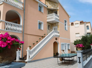 Apartments Villa Dolmar