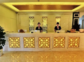 Shidongjin Art Hotel (Xixia Yigao Branch)