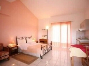 Oasis Hotel Kyparissia