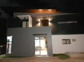 Acacia Garden Inn