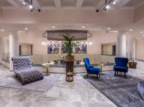 Elysian Luxury Hotel & Spa