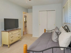 Pompano Beach Retreat w/ Backyard Oasis!