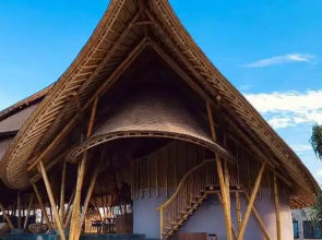 Tanoma Sumba Beach Resort