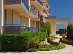Scape Royal Beach Chernomorets