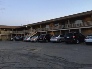 Hometown Inn