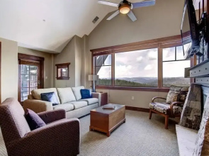 Luxury 2 Bedroom Ski In, Ski Out One Ski Hill Residence Located At The Base Of Peak 8 With Outdoor Plaza