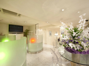 V Hotel - Adults Only
