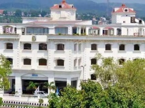 Fortune Inn Riviera Hotel