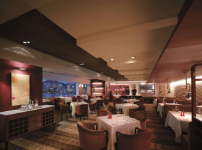 Kowloon Shangri-La, Hong Kong