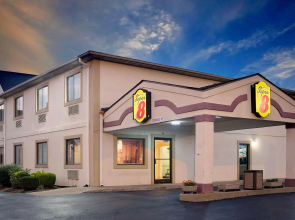 Super 8 by Wyndham Somerset