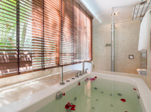 Samui Paradise Chaweng Beach Resort 