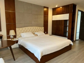 Legend House