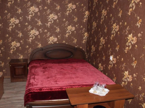 On Kazachya Hostel