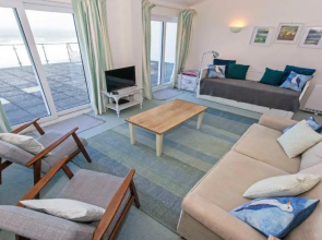 Apt 16, Seaviews, Slps 5 Indoor Heated Pool