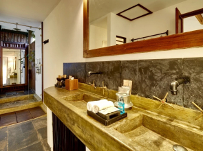 Chen Sea Resort & Spa