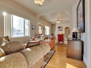 'the Diamond Bungalow' - Cozy Caldwell Home!