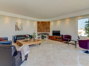 Villa Mirasol