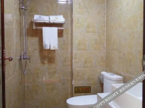 Cheng County Jinpo Business Hotel