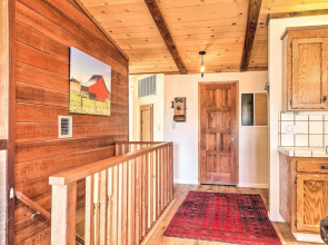 Groveland Cabin w/ Outdoor Perks & Game Room