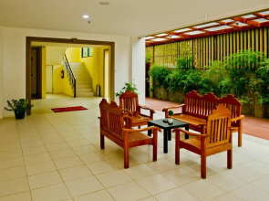 D' Galaxy Hotel & Restaurant