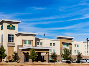La Quinta Inn & Suites by Wyndham Andrews