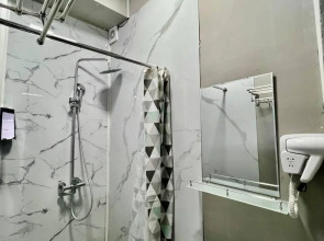 Friends Hostel (Фриендс Хостел)