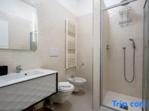 Terra | 2-Bedroom with Shared Kitchen & Balcony – Seafront Location