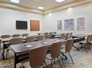 Staybridge Suites Miami International Airport by IHG