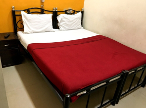 Decent guest house