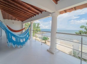 Villa El Francés 4BD WPool & Beach Front