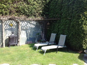 The Stone Hedge B&B