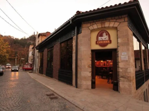 Hotel Kratis