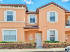 4BR Townhome With Resort Access - Near Disney