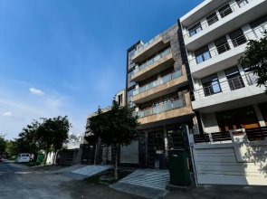 OYO 16634 The Oro Homes