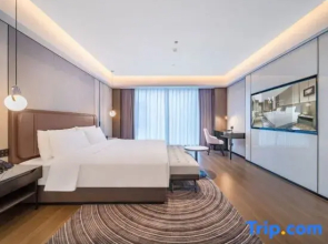 Madison Hotel Tianmen Wanda Plaza