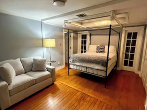 Steps From Downtown Minutes to the Airport