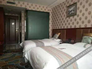 Super 8 Collection Hotel (Fukang Zhunge'er Road)