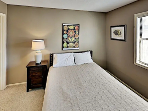 Guest Cottage 6 2 Bedroom Condo