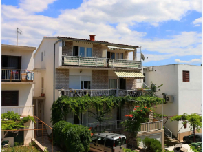 Buffalo - 150m From the Beach & Parking - A1