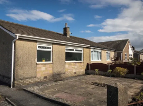 Altham Place-fully Refurbished 2-bath Bungalow