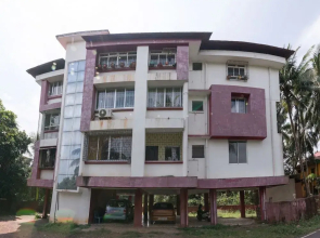 OYO 17182 Home Green View 2BHK Nuvem