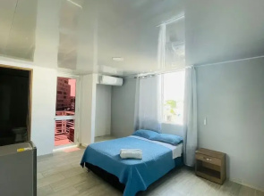 Blue Island Hotel
