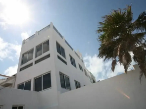 Casitas de Paloma 2nd Floor Studio by Skyrun