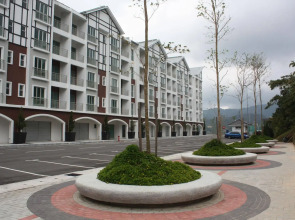 Cameron Golden Hills Resort