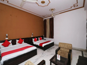 Collection O 28193 Hotel Navya Inn