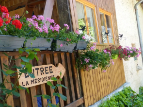 Cottage 6 -8 People is 20km From Gap and 7km From Tallard Airfield