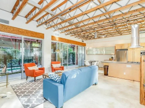 San Juan Avenue Exclusive 4BR