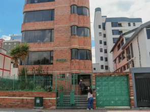 VANILLA SUITE - Great Location - Financial zone