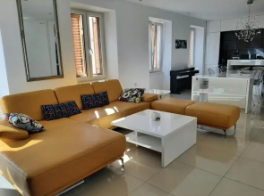 Apartment Lux