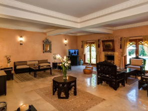 Room in Villa - Charming Villa in the Heart of Marrakech Palm Grove